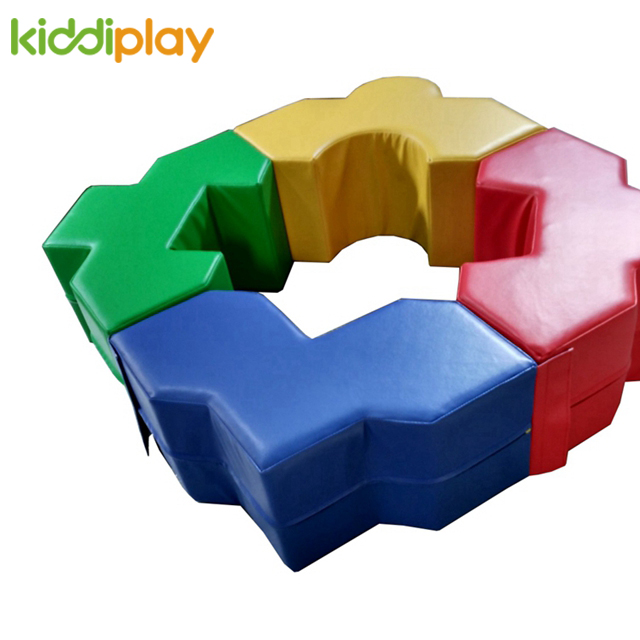 幼儿园俄罗斯积木创意凳可爱软包凳卡通软体小凳区角沙发圆凳子