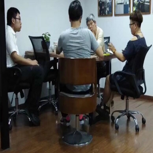 上海众鹤组织员工学习印杯机