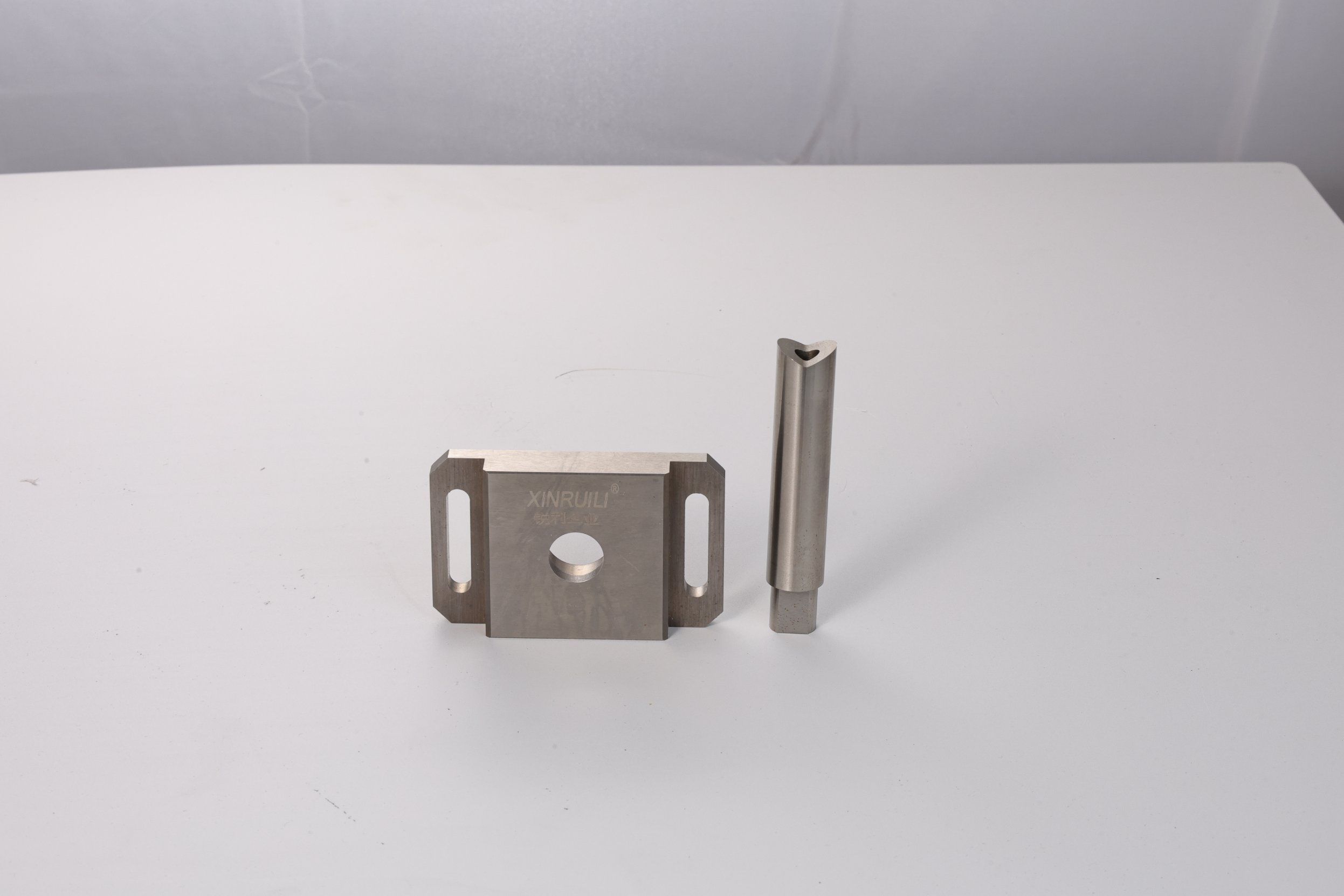 精确成型高稳定性保证式冲压剪切压印模具