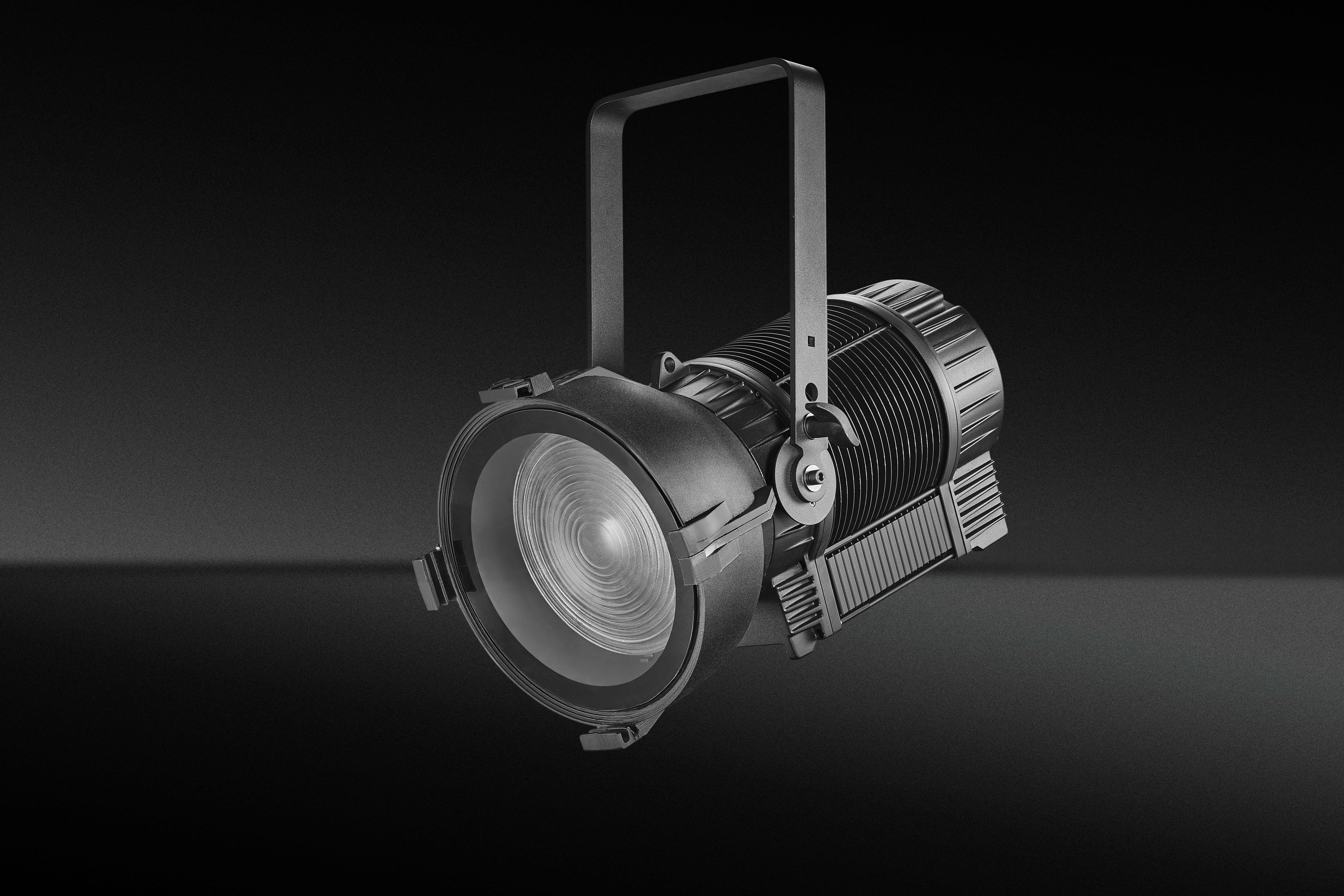 TH-355 黑底 无毛刺 SJ0241