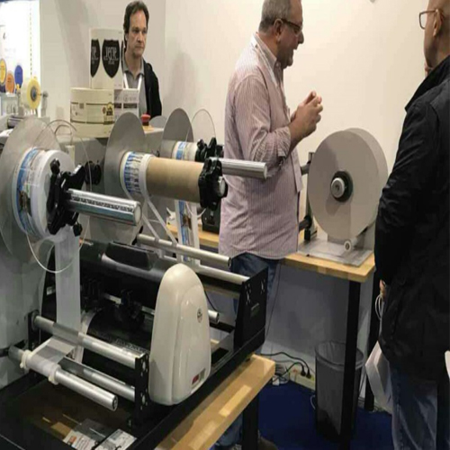 上海众鹤赴捷克参加2018国际包装印刷展