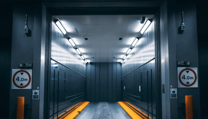 Dimensiones est&aacute;ndar del elevador de flete