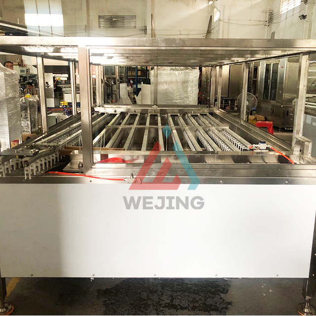 Rezervoar za zaznavanje vodne kopeli za stroj za polnjenje aerosolov