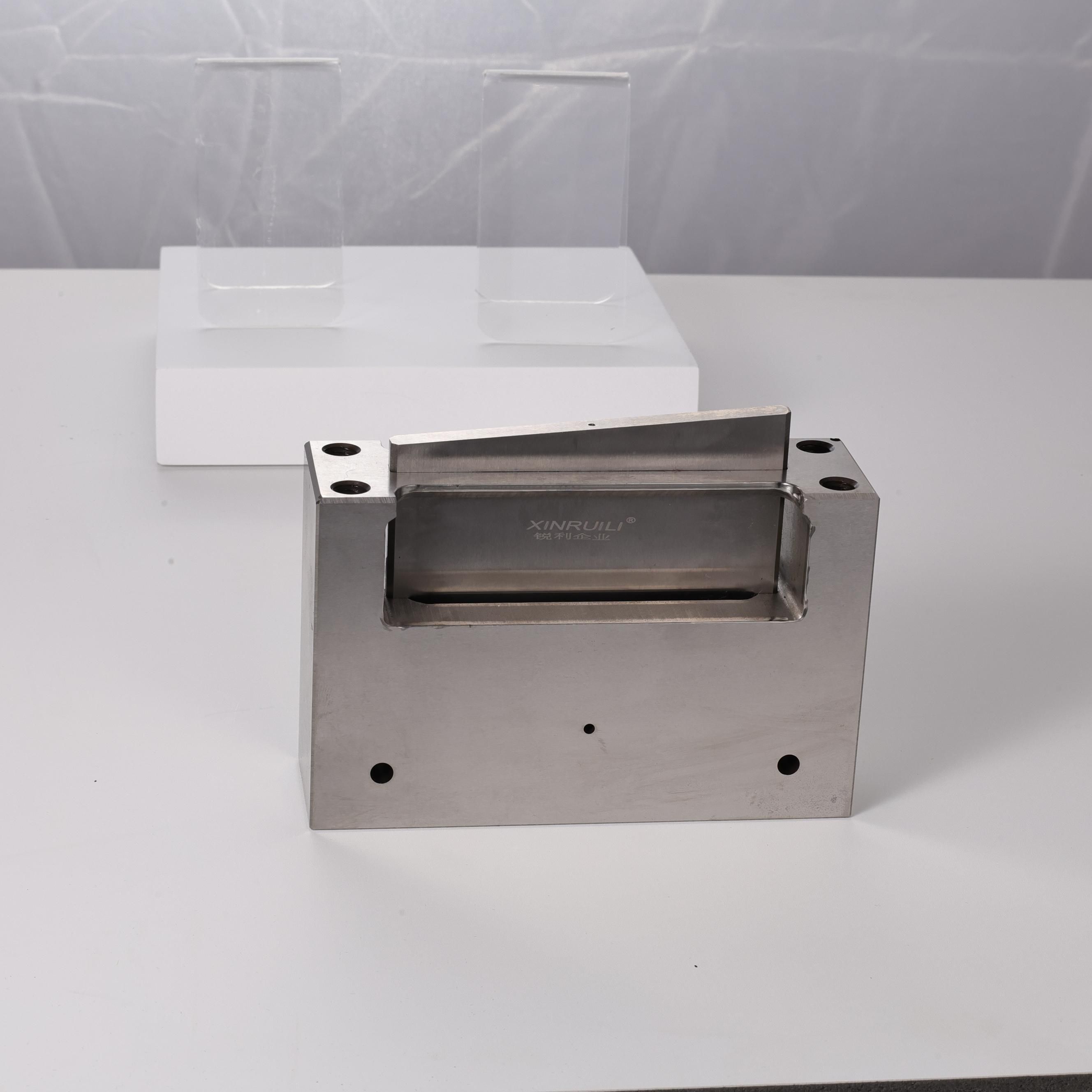 Exact Tolerance Quality Assured Industrial Components Industrial Cutter Blade