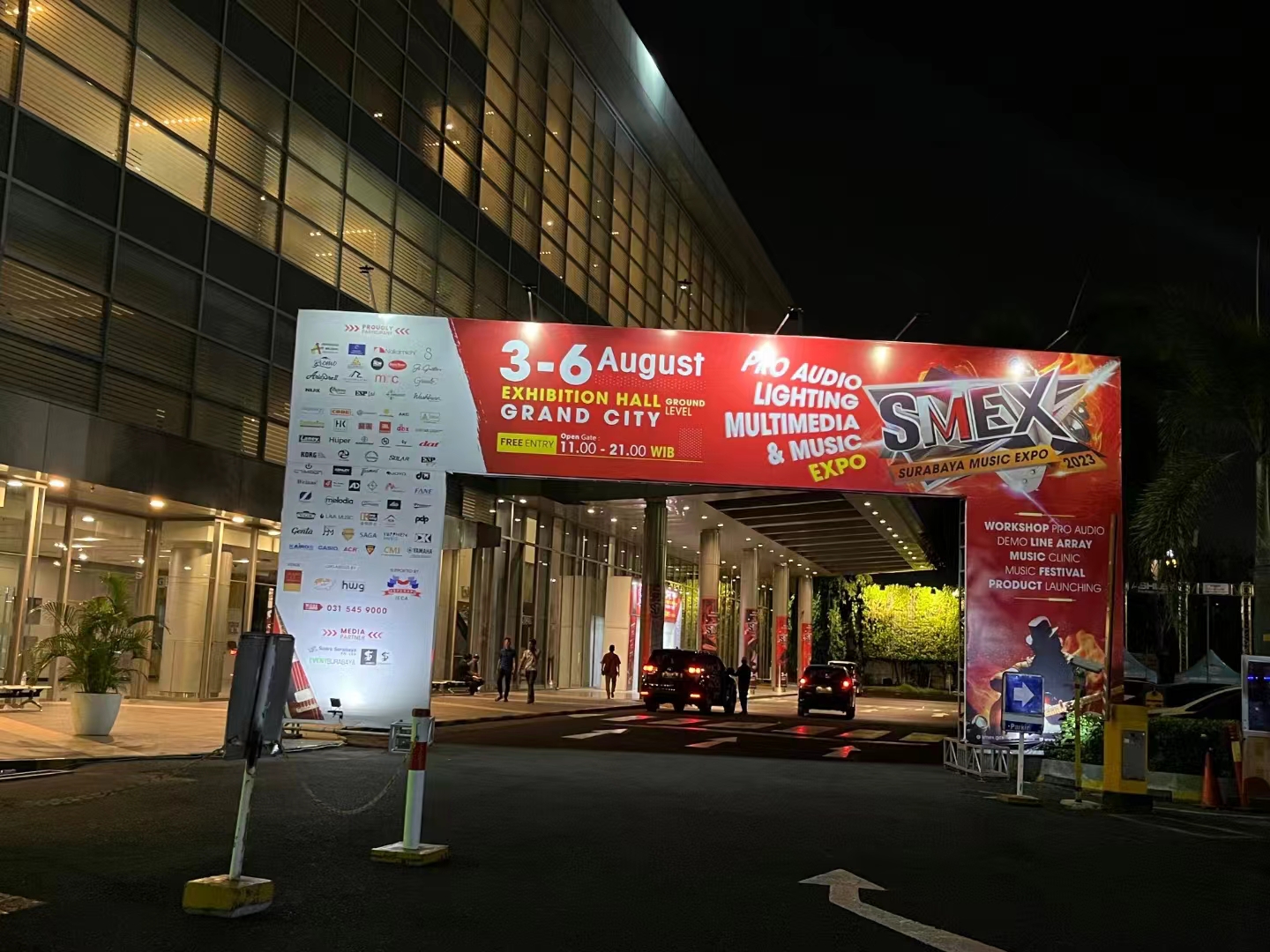 Revise la Expo de Música Surabaya (Smex)