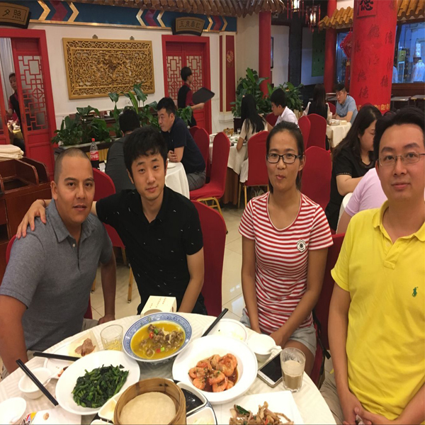 上海众鹤接待南美洲客户