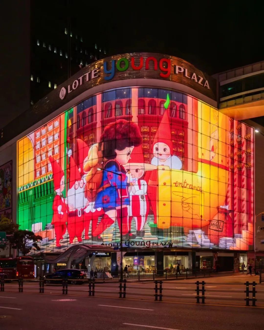 سيول، كوريا الجنوبية – متجر لوتي المتعدد الأقسام: حكاية عيد الميلاد الخيالية 