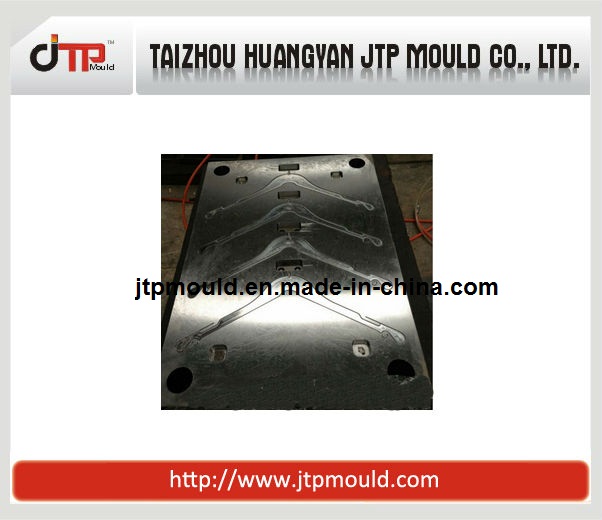 4 تجاويف معطف شماعات البلاستيك شماعات العفن