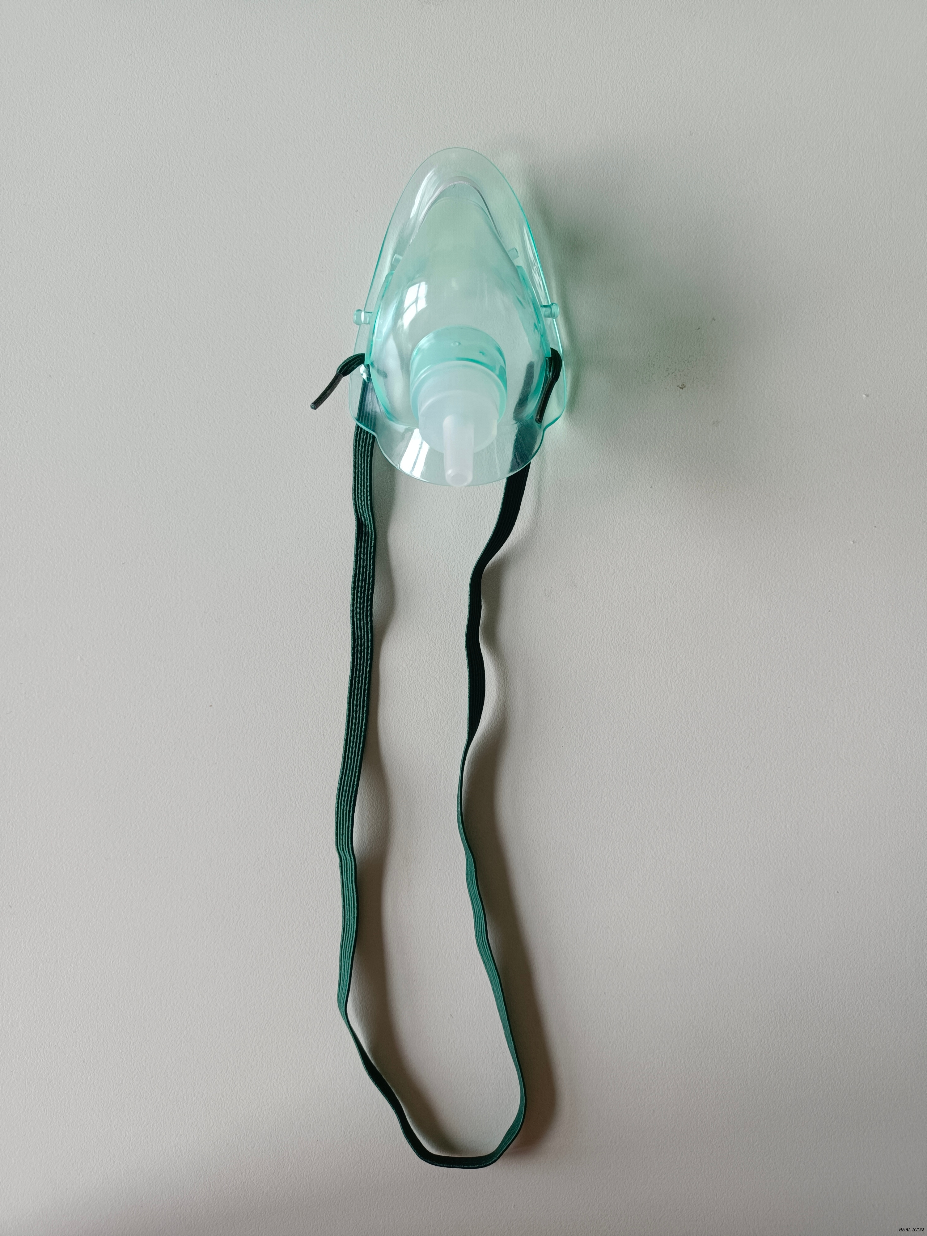 Disposable Oxygen Mask Device With Nasal Oxygen Cannula