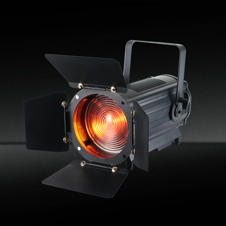 Beneficios clave del uso de luces LED Fresnel en películas