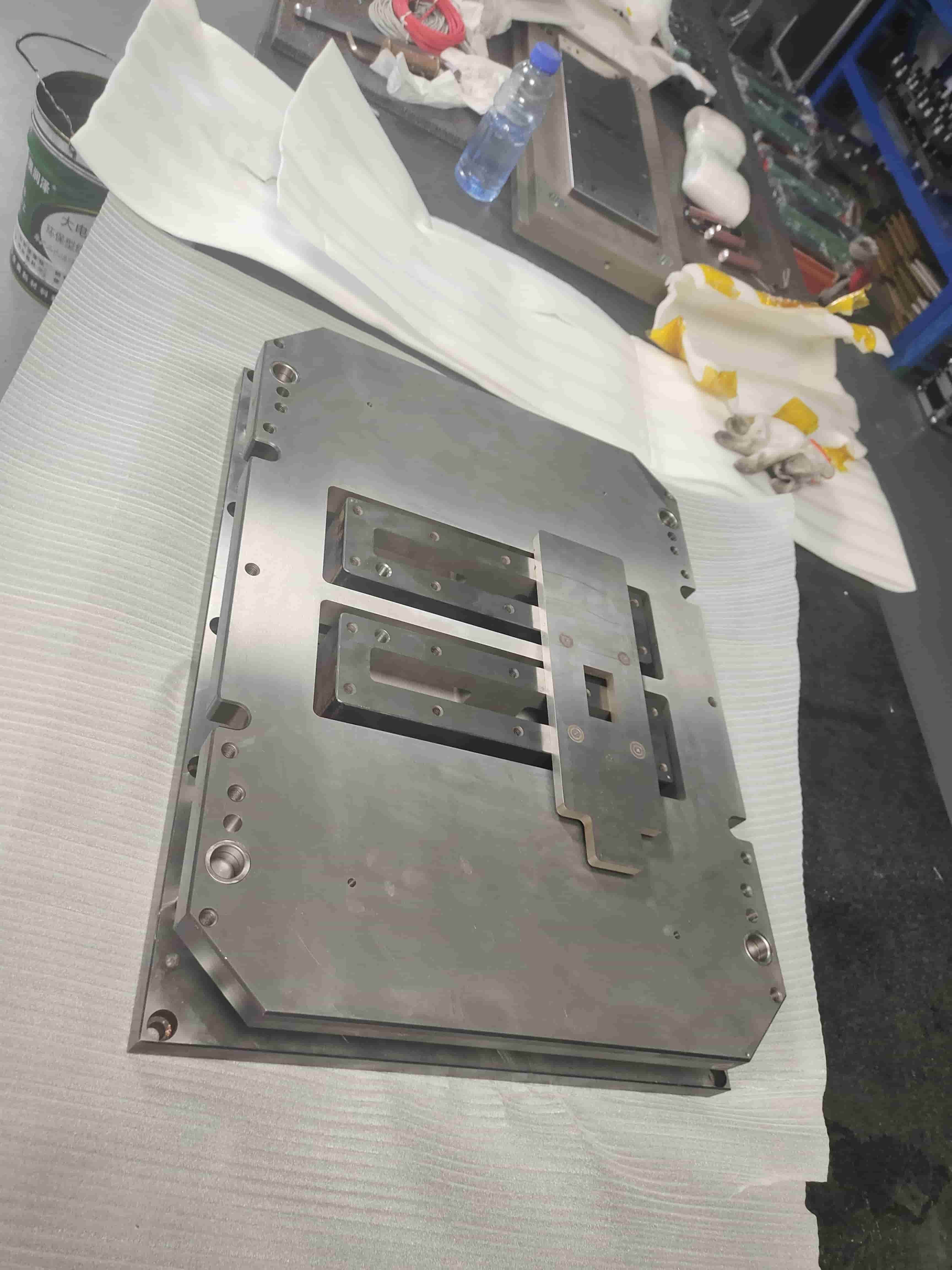 Precision Manufacturing Oflithium Battery Parts Aluminum-Plastic Film Punchingpit Molds