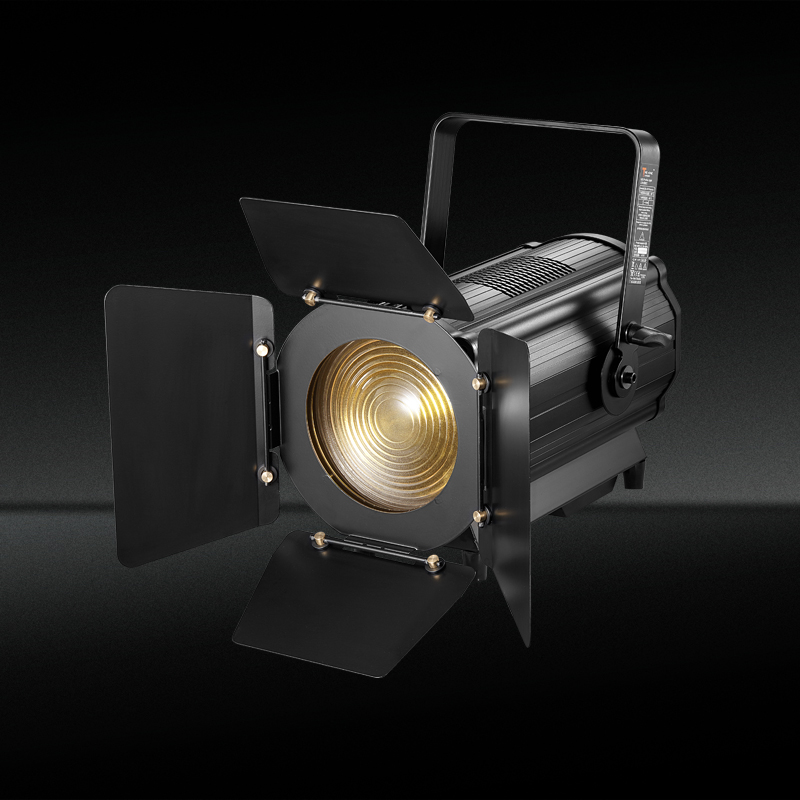 ¿Cómo se elige la luz LED Fresnel adecuada para un estudio?