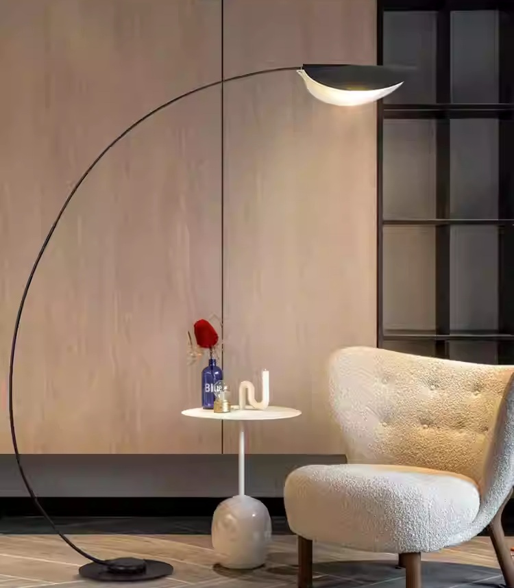 Скандинавский современный черный металлический светодиодный торшер для гостиной в помещении (KIHB-04F)