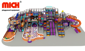 Grande playground suave com tema de espaço interno