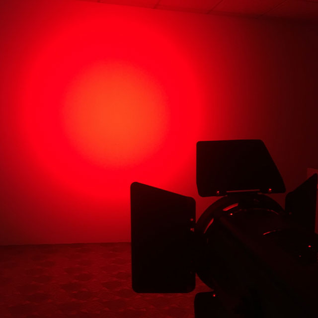 600 Вт водонепроницаемый RGBALC LED Theatre Fresnel Spotlight с Zoom