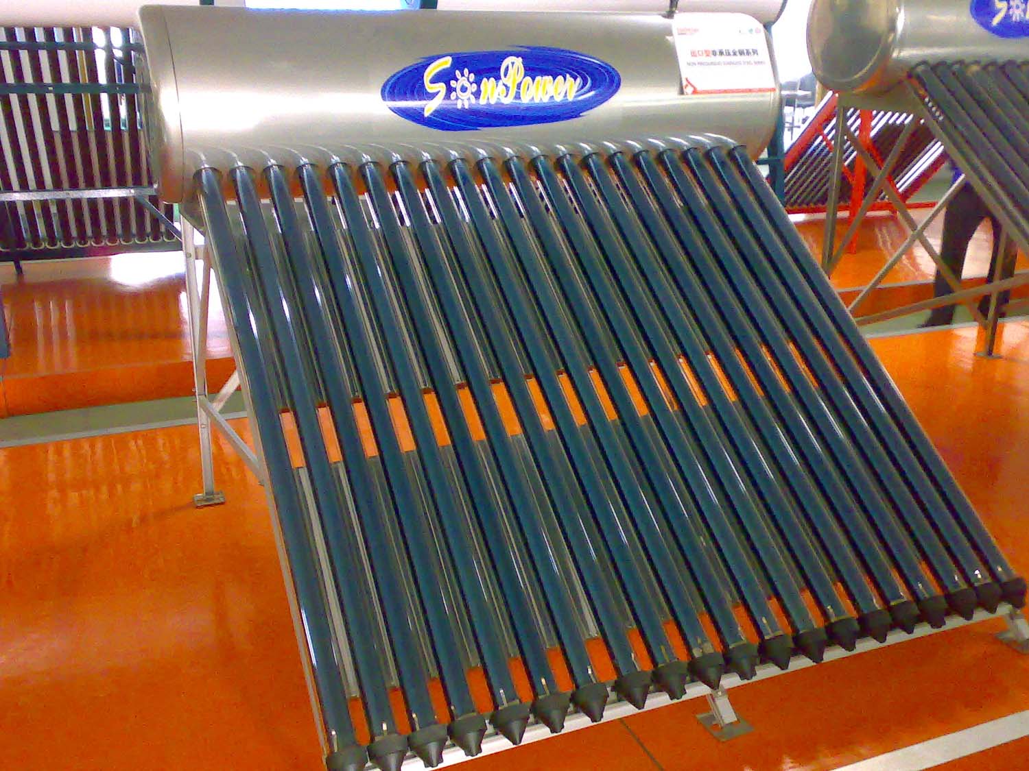 Calentador de agua solar comercial industrial de baja presión