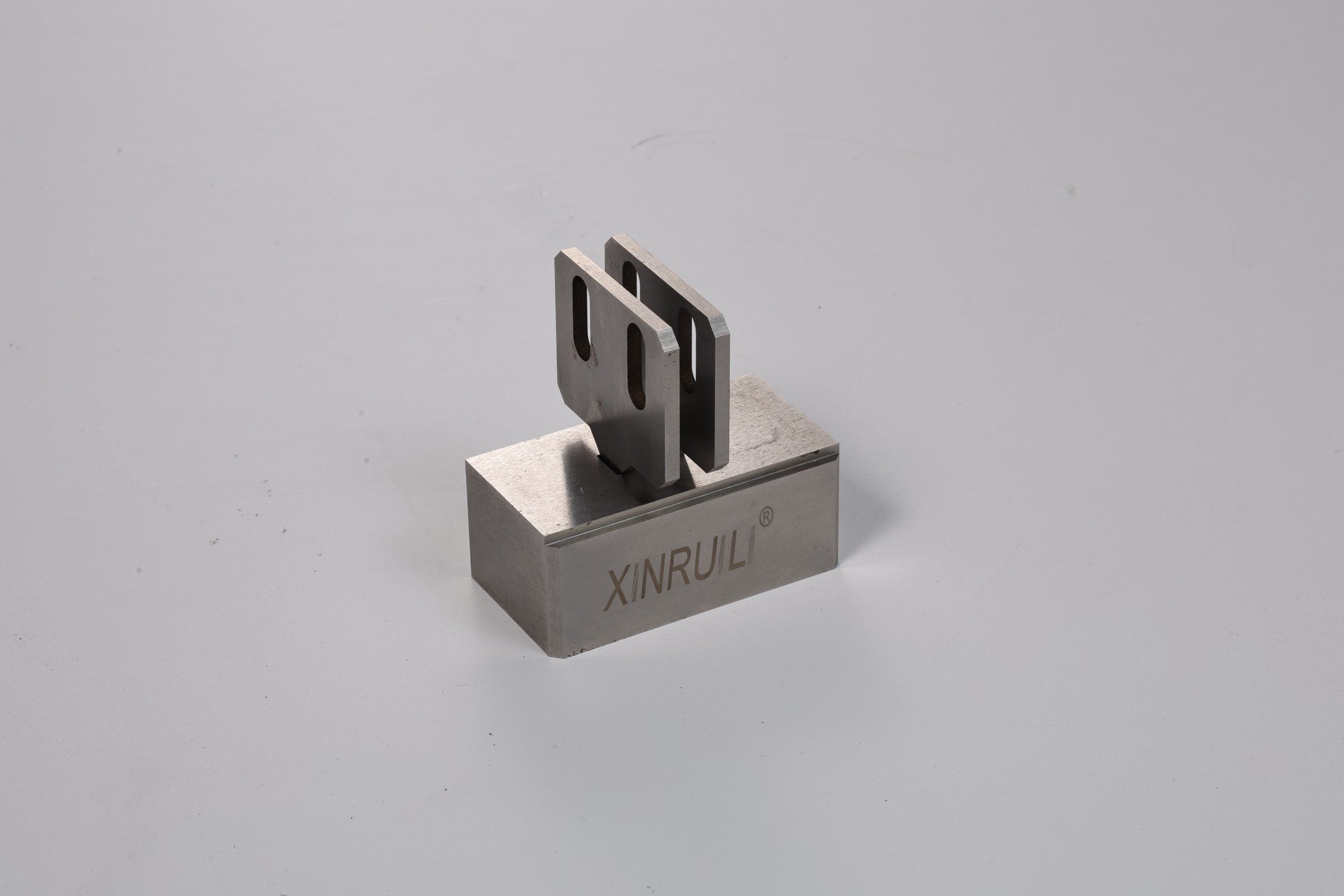 高性能钢耐磨增强型加工模具