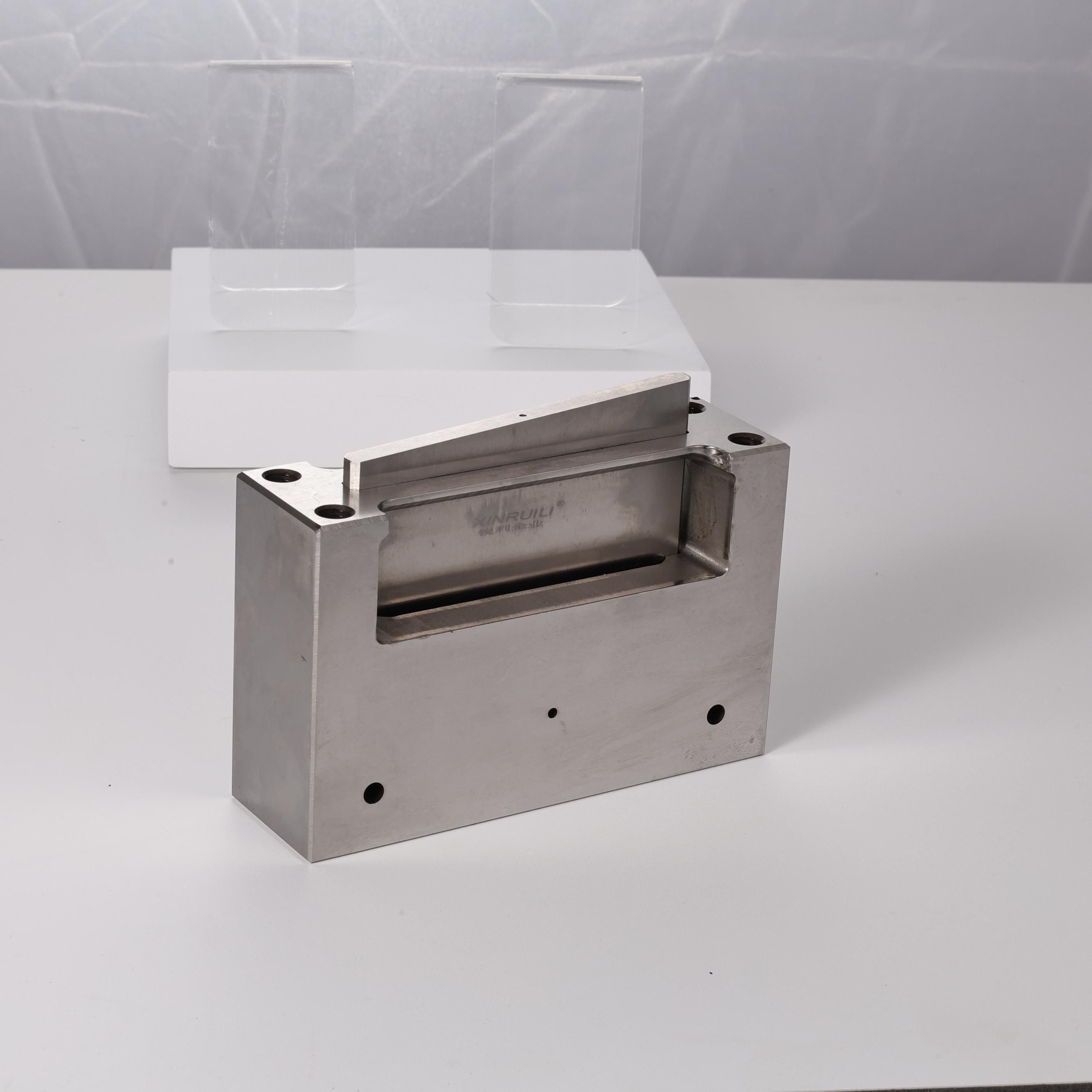 Exact Tolerance Quality Assured Industrial Components Industrial Cutter Blade