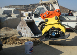 Large Excavator Heavy Duty Hydraulic Title Quick Hitch for Sale