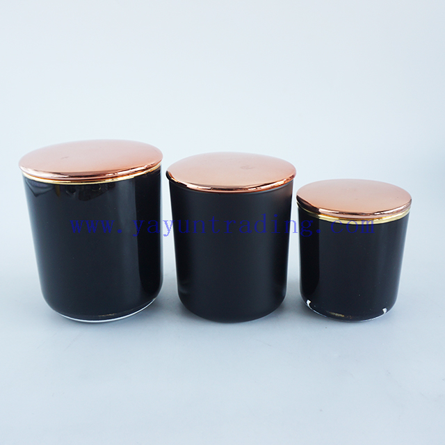 wholesale yayun best selling 8oz 12oz and 16oz black glass candle containers with gold rim and lids