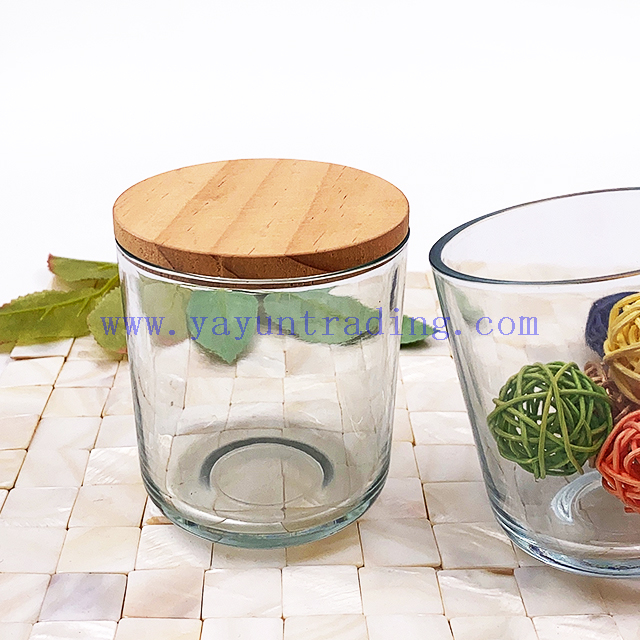 Luxury Transparent Clear Empty Glass Decorative Candle Jars Simple Candle Holders With Lid For Candle Making
