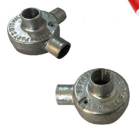 Back out Malleable Junction Box Conduit Pipe Fitting Through Tee Intersection