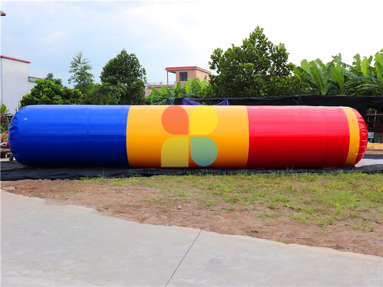 RB9135 (dia 1.8x10mh）Inflatable giant bungee tube for sport game for sale 