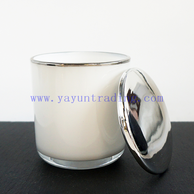 Classical White /blcak inside Gold Rim Glass Candle Vessels with Lids