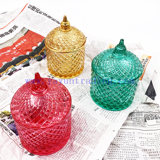 Luxurious Colorful Dome Candy Jars 400ml Diamond Embossed Colored Glass Candle Holder with Lids