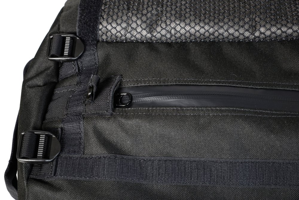 Smell Odor Absorbing Duffel Bag with Carbon Lining