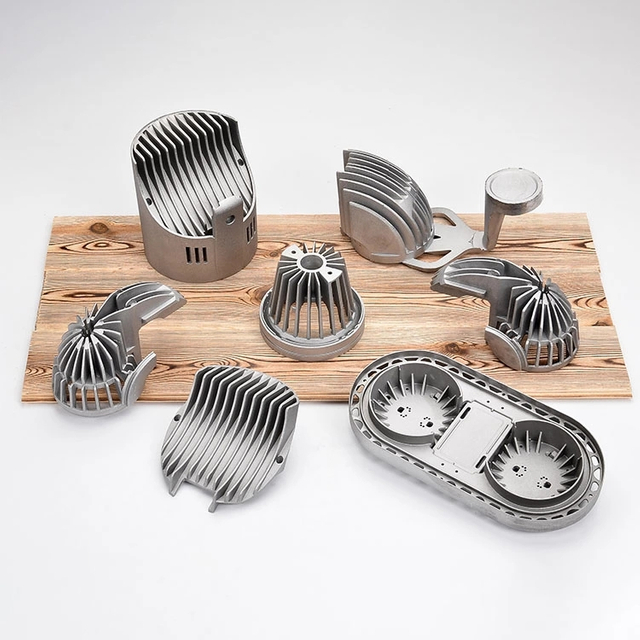 Carcasa de la l&aacute;mpara de fabricaci&oacute;n