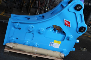 hydraulic hammer breaker excavator attachments