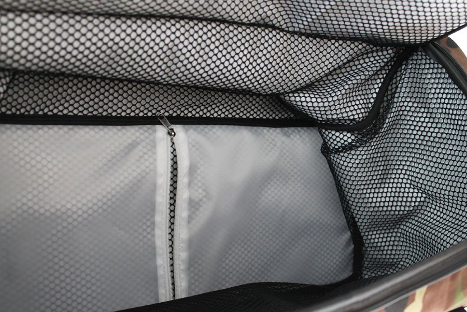 Ultimate Odorless Scent Proof Smell Carbon Lining Travel Duffel Bags with Advance Zipper