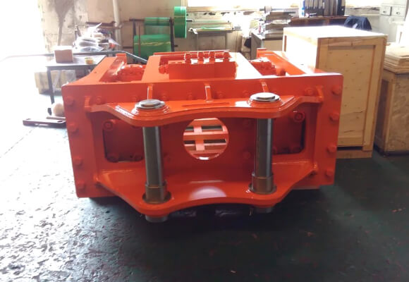  Customized hydraulic breakers for special working conditions