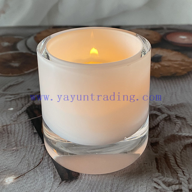 Customized White Decorations Solid Table Decor Glass Crystal Candle Jar