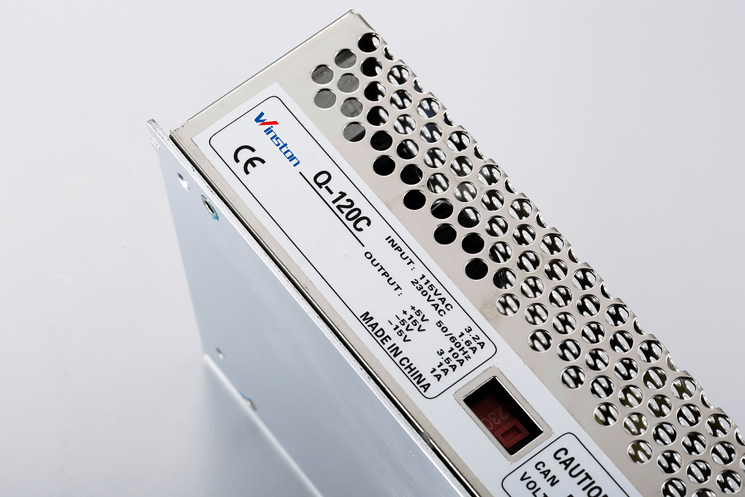 Unidad de fuente de alimentación de controlador LED de salida de voltaje cuádruple ampliamente utilizada Q-120W