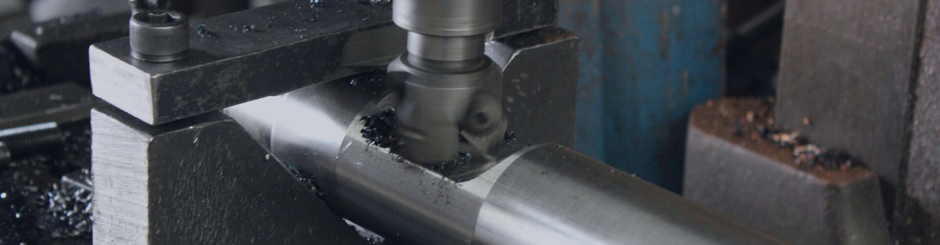 Custom hydraulic breaker chisel