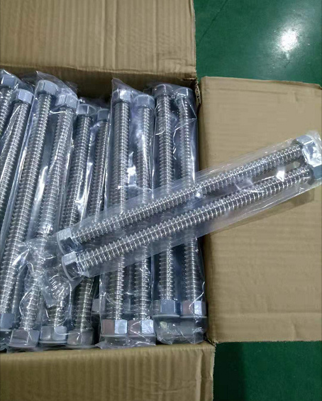 Tuyau ondul&eacute; en acier inoxydable personnalis&eacute; avec SS304