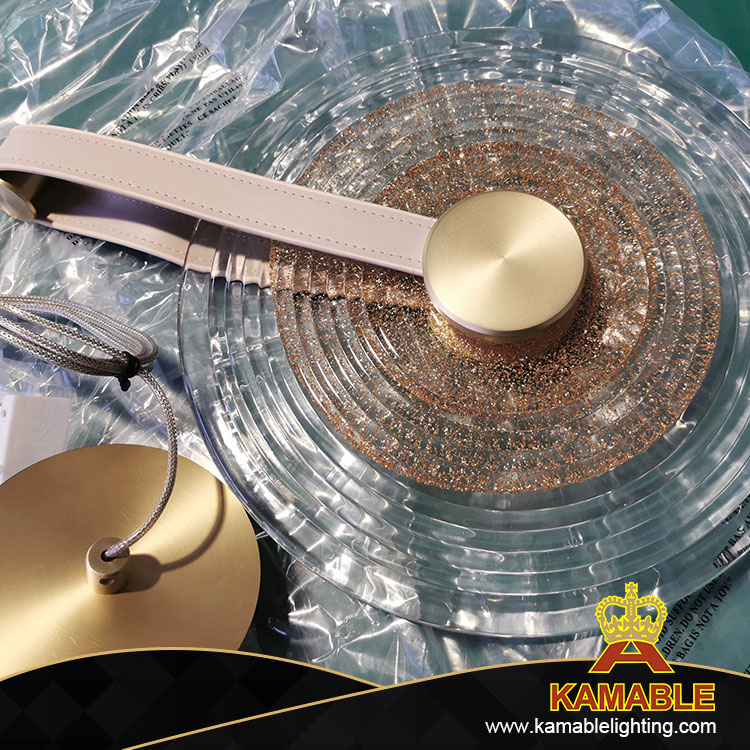 Splendid Amazing Glass Gold Powder Внутренняя подвесная лампа (KA1312)