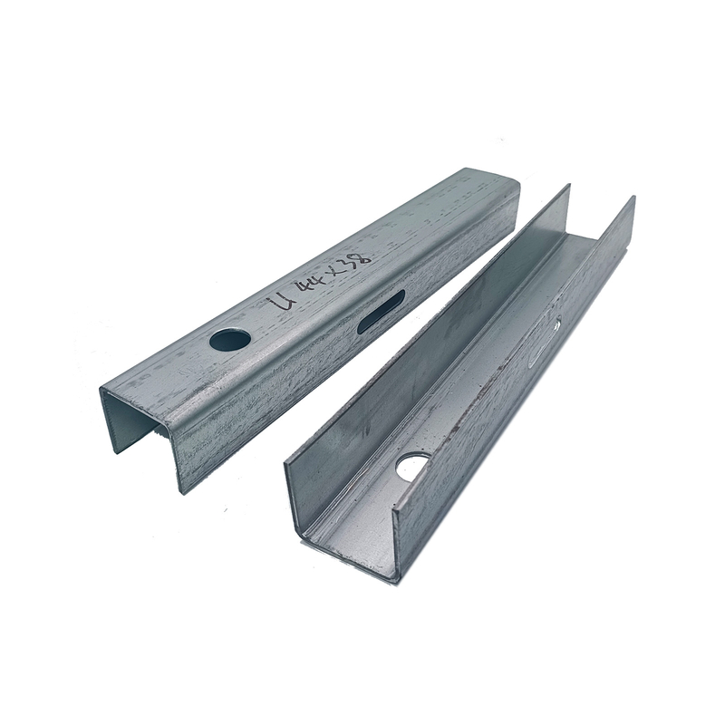 Productos en Stock Metal Magnelis 44x38 Canal de Acero Estructural Canal C con Agujeros