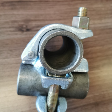 双耦合器脚手架