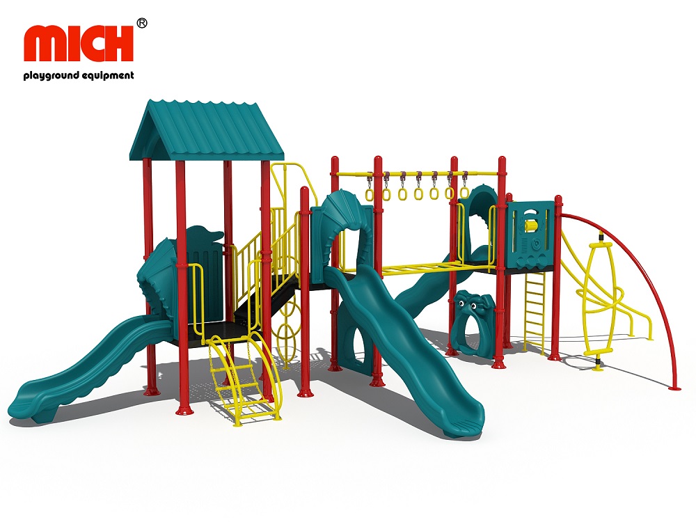 MICH niños diapositivas al aire libre Playground