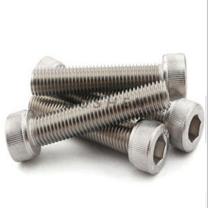 Tornillos de cabeza de zócalo de acero inoxidable 304 m18
