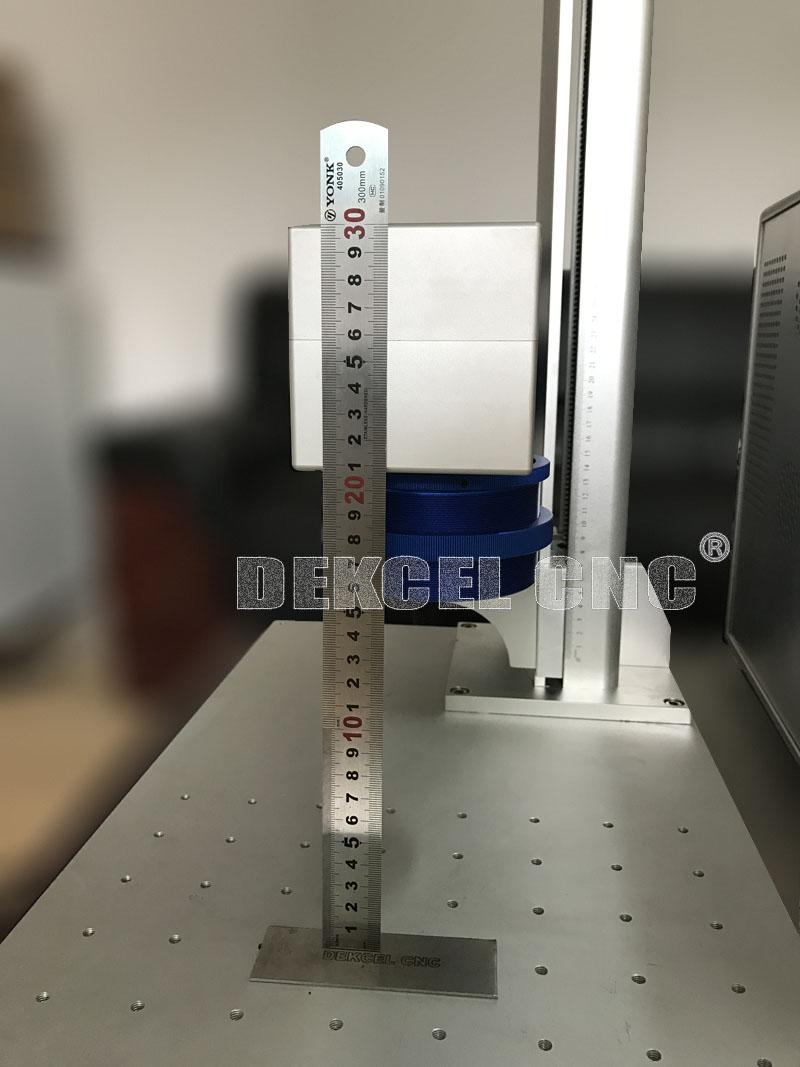 m&aacute;quina de acero de la marca del laser de la fibra