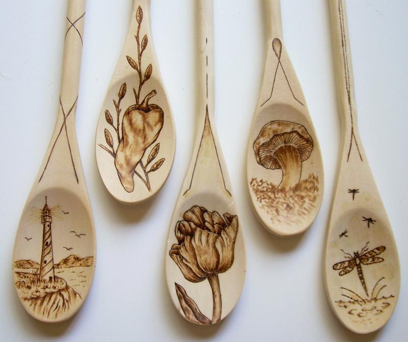 marca del laser del CO2 en la madera