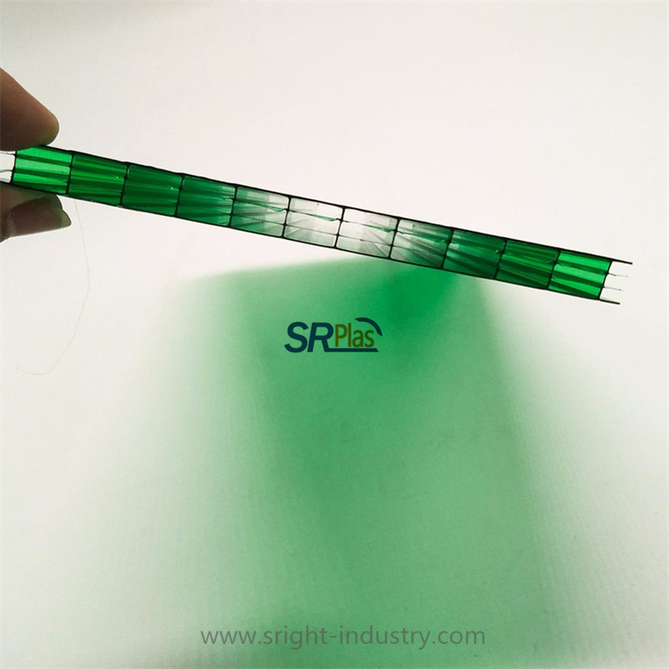 Green High Qualtiy Polycarbonate Roofing Sheets Polycarbonate Hollow Sheets Four Wall 