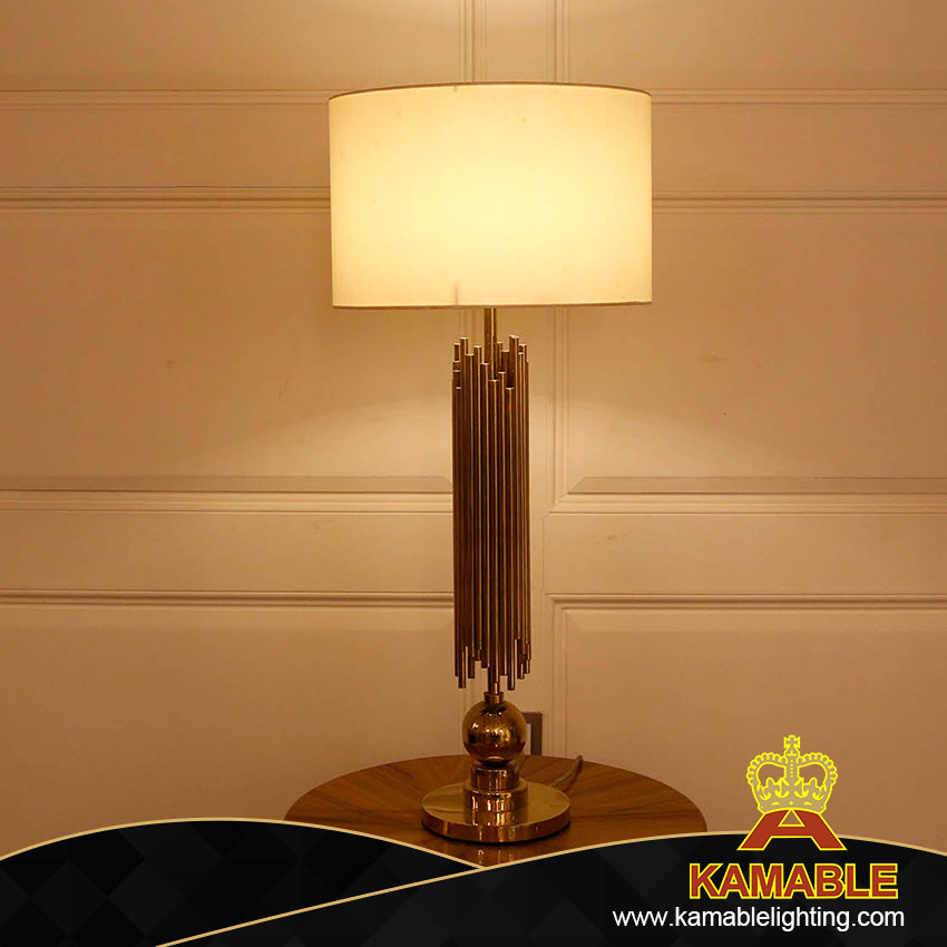 Внутренний светильник в форме линии в декоративном стиле из золотого металла (KA524-T)