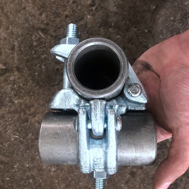 镀锌脚手架掉落的双耦合器