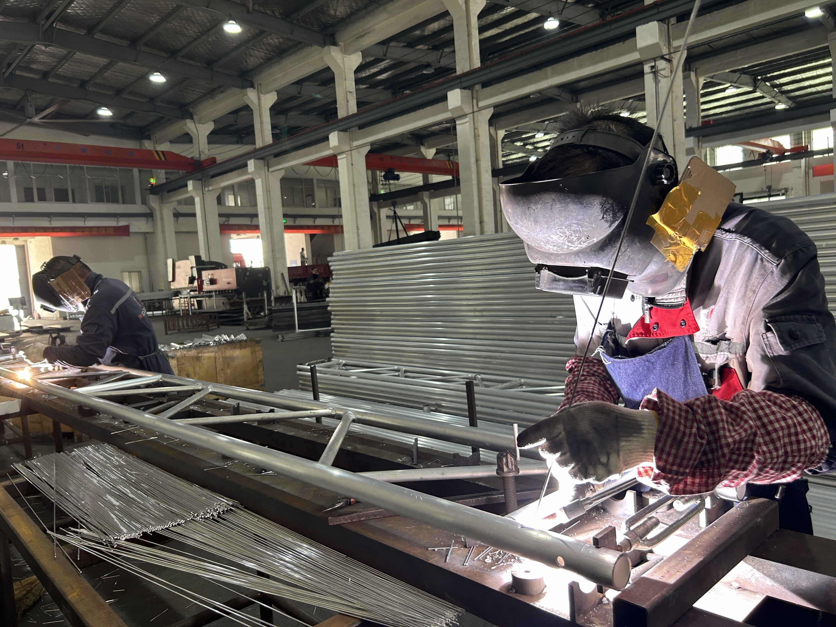 soldadura de viga de celos&iacute;a de aluminio 