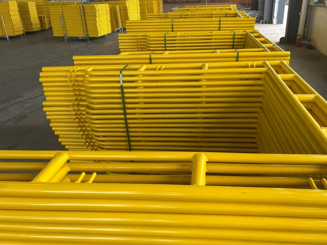 caminar a trav&eacute;s del marco